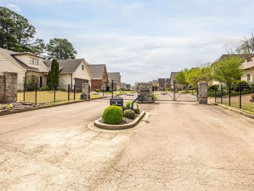 Gated Community Home in Shelby Coun : Cordova : Shelby County : Tennessee