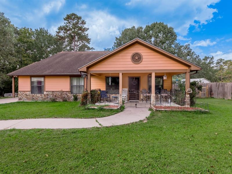 47 & 57 Stage Coach Road, Coldspri : Coldspring : San Jacinto County : Texas