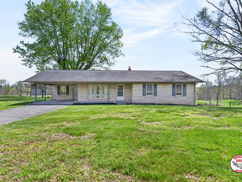Home, Barn & 2.27+/- Acres : Albany : Clinton County : Kentucky