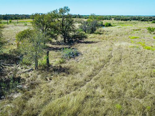 2.01 Acres in Beautiful Thrall, TX : Thrall : Williamson County : Texas