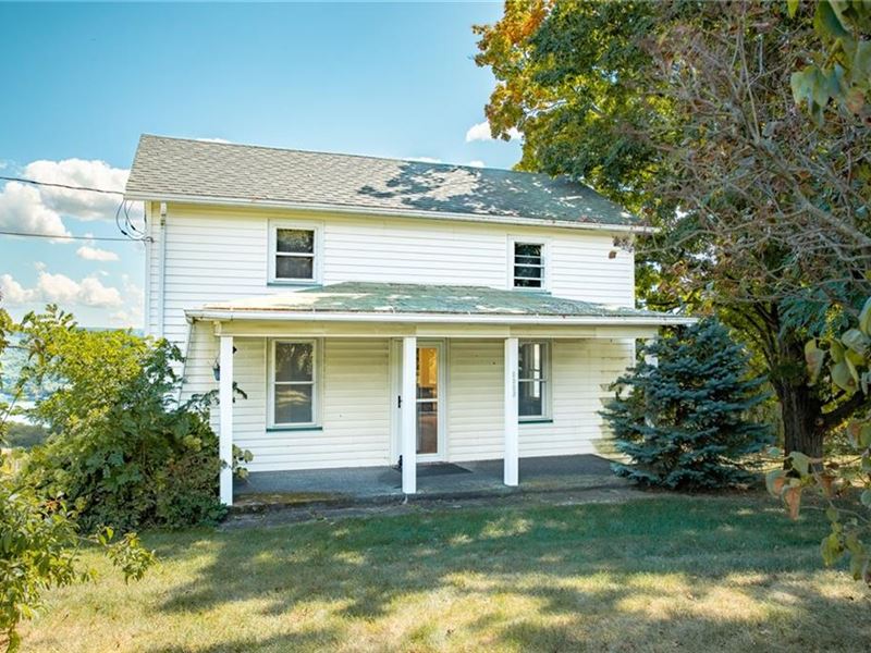 One of a Kind Lakeview Property : Urbana : Steuben County : New York