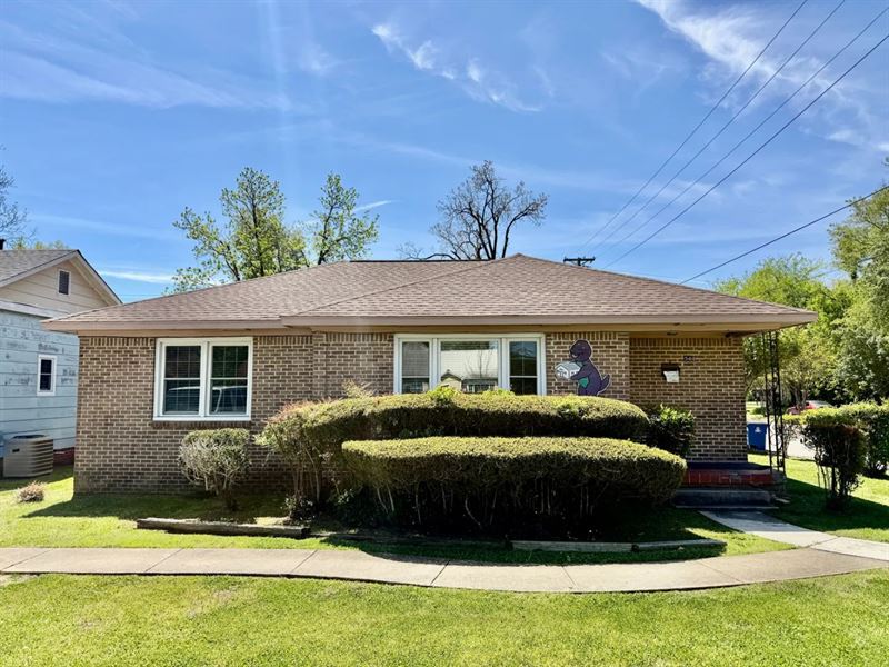 Home in Coahoma County at 748 Cherr : Clarksdale : Coahoma County : Mississippi