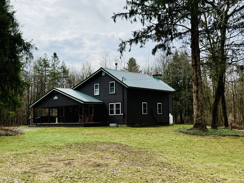 Huge Tug Hill Home on Almost 4 Acre : Redfield : Lewis County : New York