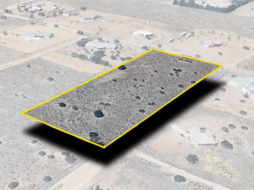 Prime Corner Lot : Phelan : San Bernardino County : California