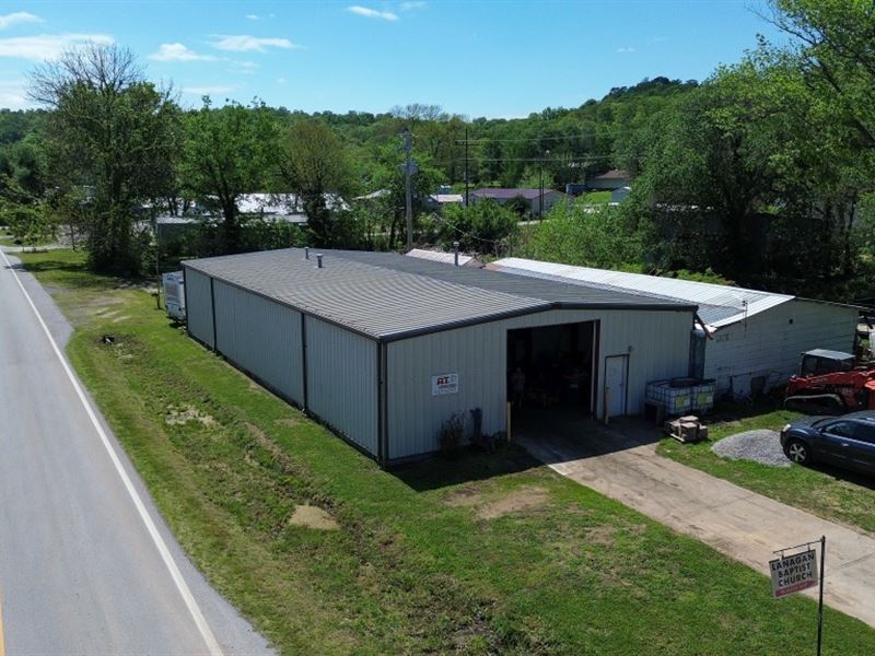 Lanagan Shop : Lanagan : McDonald County : Missouri