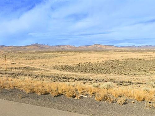 Corner Lot in Serene Area of NV : Elko : Nevada