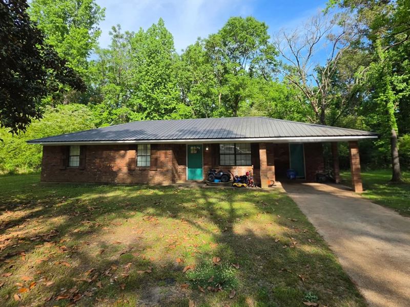 Home in Kemper County at 326 Webb : Preston : Kemper County : Mississippi