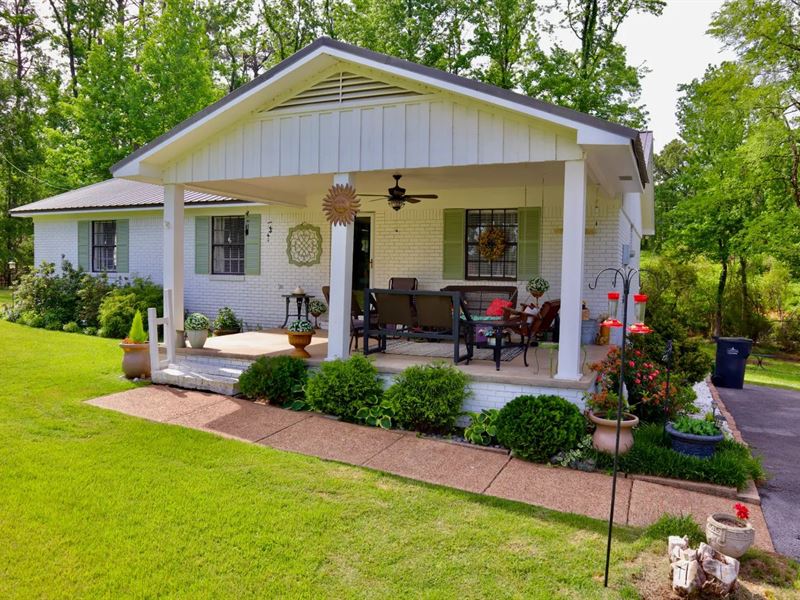 A Home on 3 Acres in Lafayette Coun : Oxford : Lafayette County : Mississippi