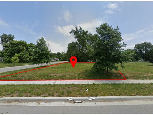 Great Vacant Lot Opportunity : Terre Haute : Vigo County : Indiana