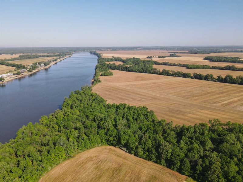 Riverfront Land, Farmland, Private : Savannah : Hardin County : Tennessee