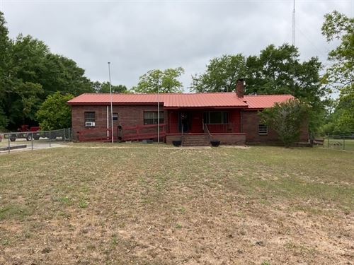 Montgomery Hwy House-9.6 Acres : Highland Home : Crenshaw County : Alabama
