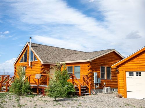 Log Home on Country Acreage Near DE : Delta : Colorado