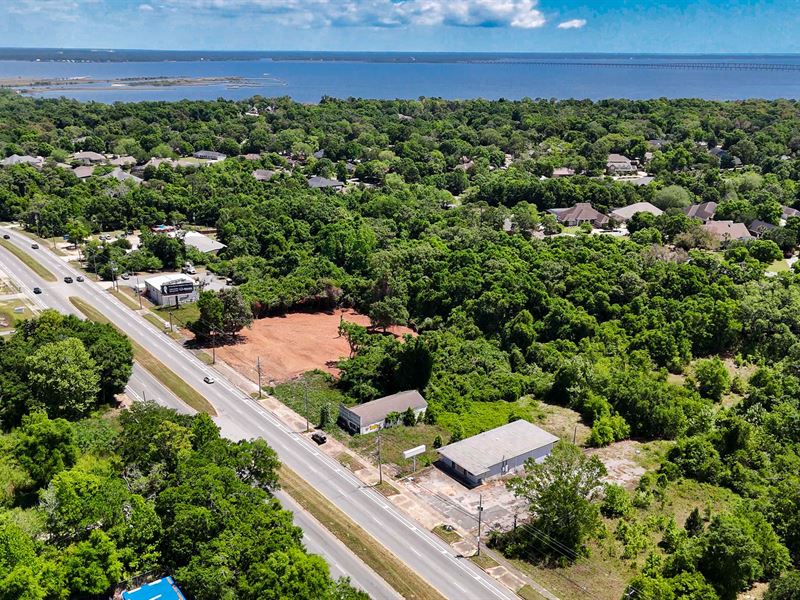 2,65 Acres in Pensacola, FL : Pensacola : Escambia County : Florida