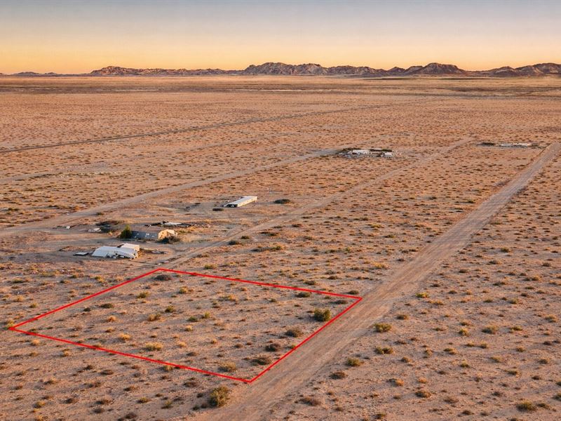1.0 Acre Desert Canvas : Dateland : Yuma County : Arizona