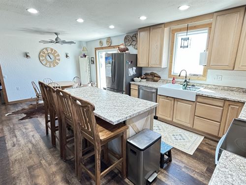Irrigated Farm and Home : Morrill : Sioux County : Nebraska