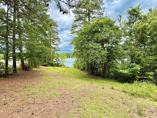 Lakeside Retreat Haven : Brookhaven : Lincoln County : Mississippi