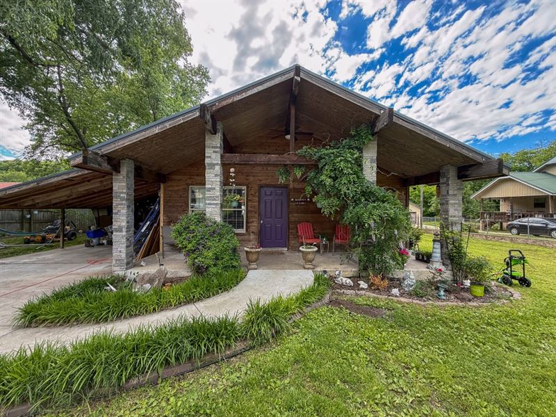 607 Park Street : Anderson : McDonald County : Missouri