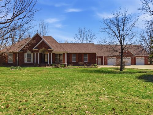 Horse Property, Custom Built Home : West Plains : Howell County : Missouri