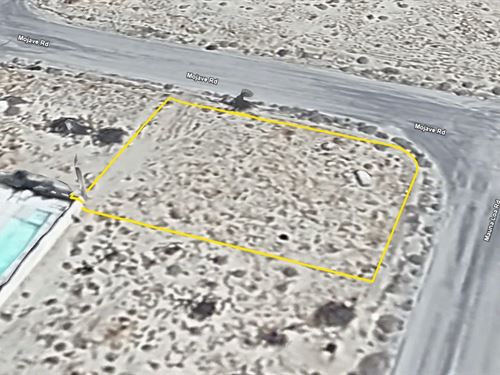 Corner Lot Near Everyday Essentials : Desert Hot Springs : Riverside County : California