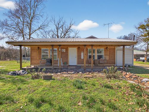 Claremore, Oklahoma Country Home : Claremore : Mayes County : Oklahoma