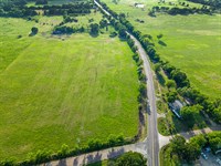 5.29 Acres in Beautiful Kemp, TX : Kemp : Henderson County : Texas