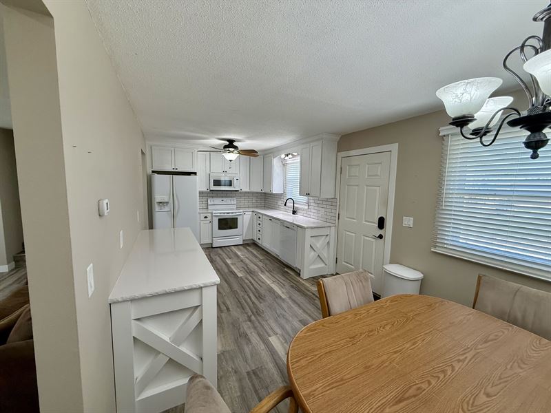 701 Road East A South : Ogallala : Keith County : Nebraska