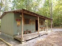 Cabin in Area with Lake : Crossville : Cumberland County : Tennessee