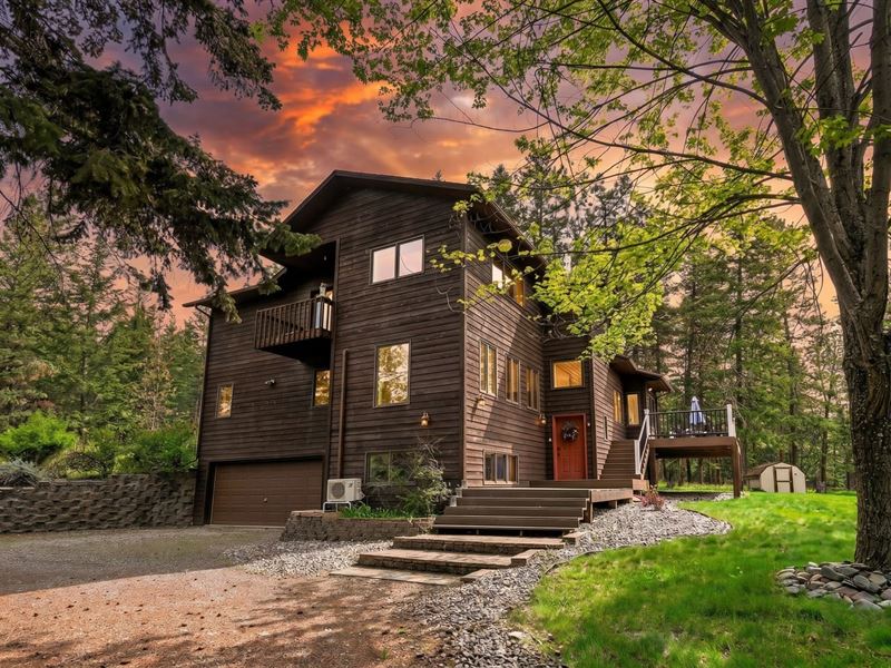 17353 Nighthawk Drive : Frenchtown : Missoula County : Montana