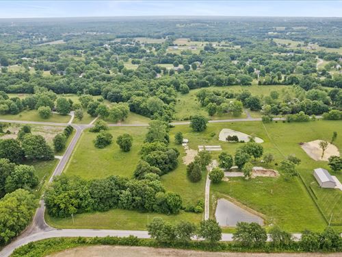 Beautiful Setting for Dream Home : Liberty : Clay County : Missouri