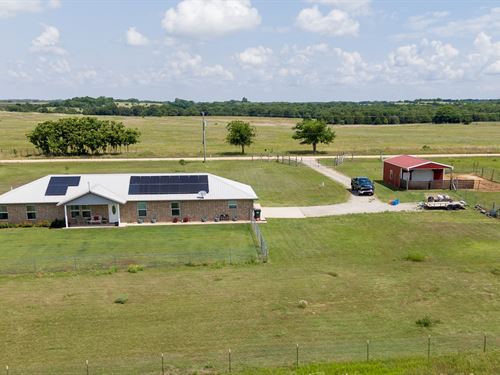 Hummingbird Ranch : Prague : Lincoln County : Oklahoma