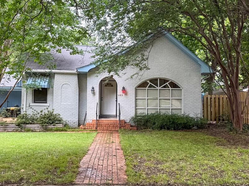 Home in Bolivar County at 502 Shelb : Cleveland : Bolivar County : Mississippi