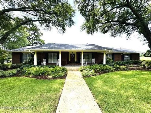 Gillsburg MS Farmhouse Estate on 7 : Osyka : Amite County : Mississippi