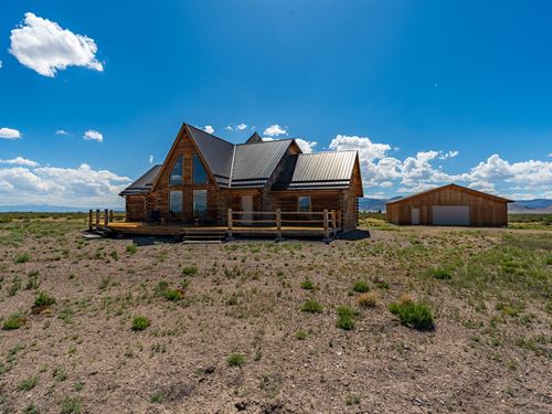 Wide Open Western Skies & Mountains : Saguache : Colorado