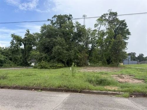 Lot in Crenshaw County, AL : Luverne : Crenshaw County : Alabama