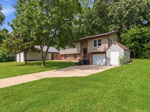 5 BR 2 BR Home in West Plains, MO : West Plains : Howell County : Missouri