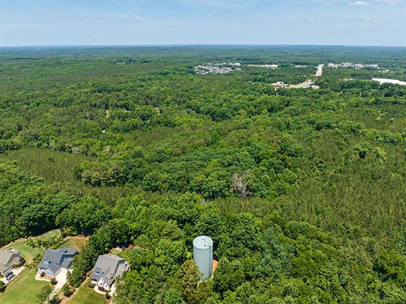 31+ Acres in The Heart of Pittsboro : Pittsboro : Chatham County : North Carolina