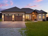 Luxury Home with Acreage in MO : Cabool : Howell County : Missouri