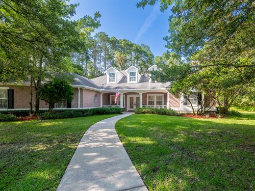 Prestigious Equestrian Community : Saint Johns : Florida