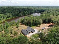 Elegance on Wilbourne Lake : Marion : Perry County : Alabama