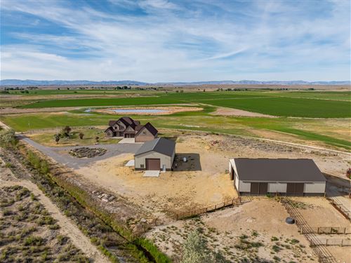 Hat Bar Cattle Headquarters : Riverton : Fremont County : Wyoming