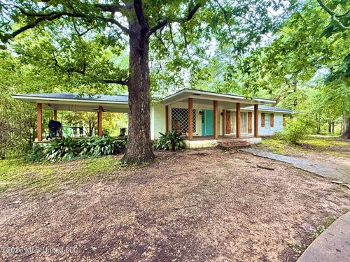 Brick Ranch Estate : Brookhaven : Lincoln County : Mississippi