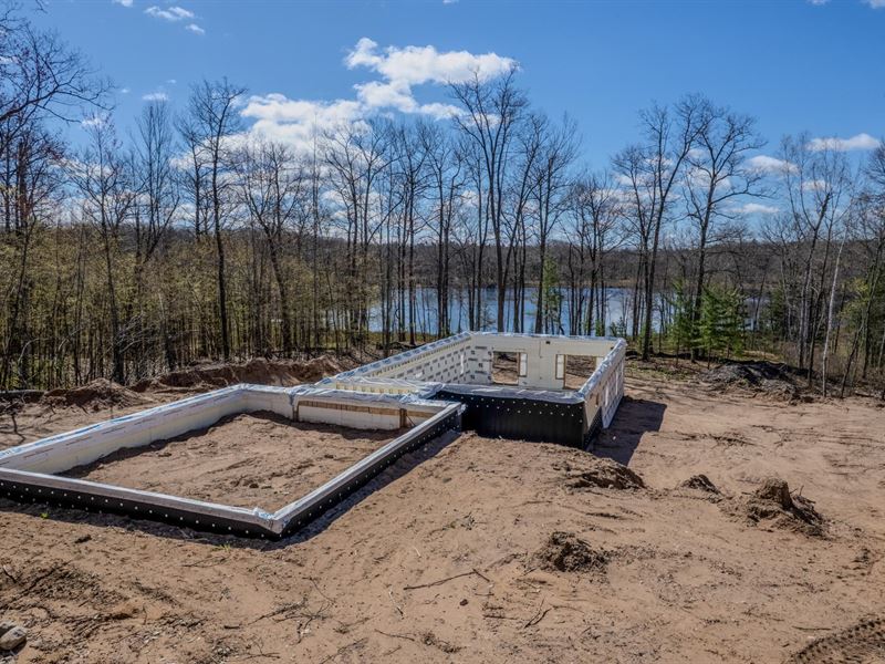 Broken Bow Lake Building Site : Lac Du Flambeau : Vilas County : Wisconsin