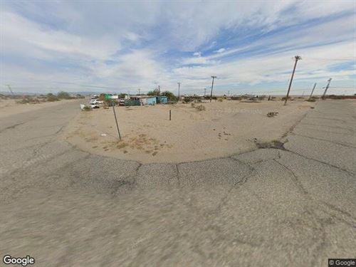 Corner Lot, Power to The Property : Salton City : Imperial County : California