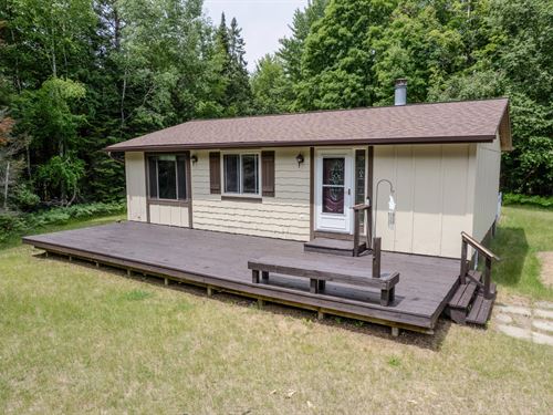 Fifield Home on 10 AC : Fifield : Price County : Wisconsin