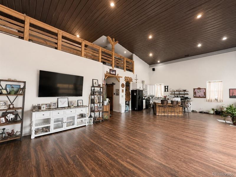 Custom-Built 2,600-Square-Foot : Penrose : Fremont County : Colorado