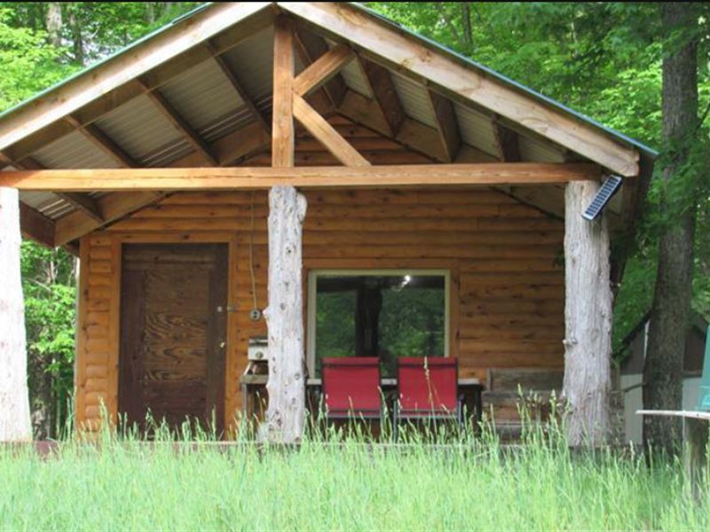 Off The Grid Hunting/Fishing Cabin : Grand Marais : Alger County : Michigan